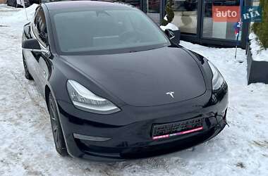 Tesla Model 3  2018