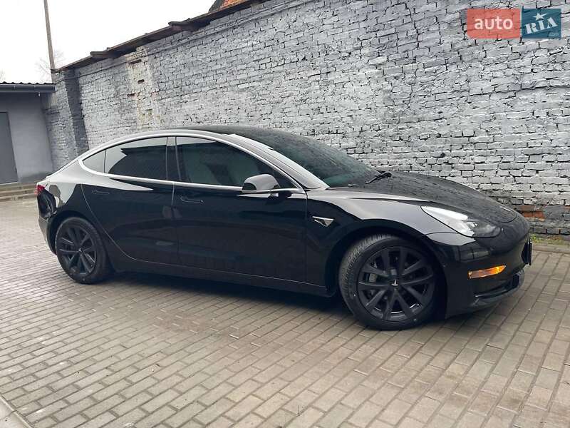 Седан Tesla Model 3 2020 в Харкові фото 40 Седан Tesla Model 3 2020 в Харкові