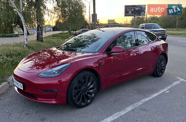 Tesla Model 3  2022