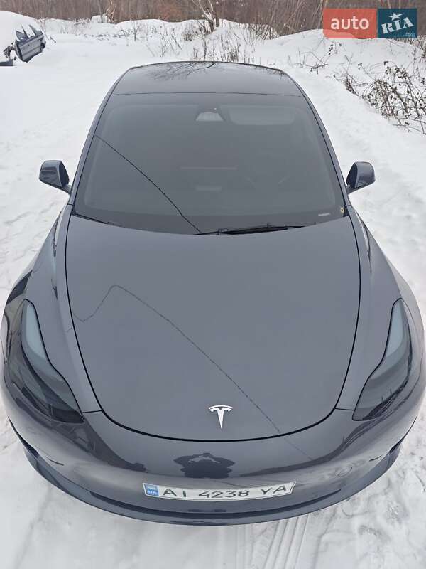 Седан Tesla Model 3 2023 в Фастове