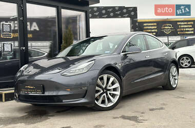 Tesla Model 3  2018