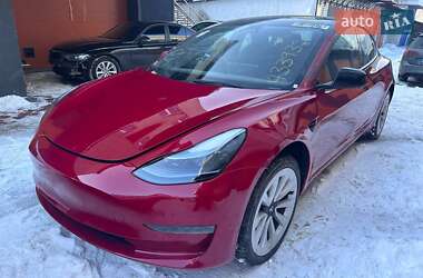 Tesla Model 3  2022