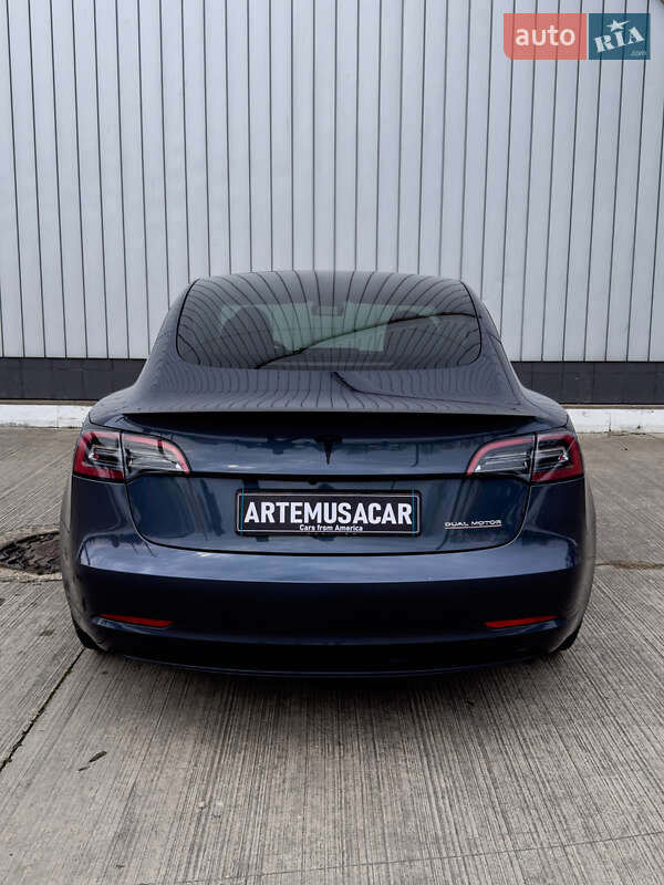 Седан Tesla Model 3 2023 в Черновцах фото 3 Седан Tesla Model 3 2023 в Черновцах