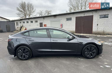 Седан Tesla Model 3 2024 в Днепре
