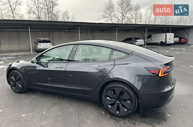 Седан Tesla Model 3 2024 в Днепре