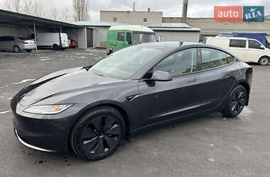 Седан Tesla Model 3 2024 в Днепре