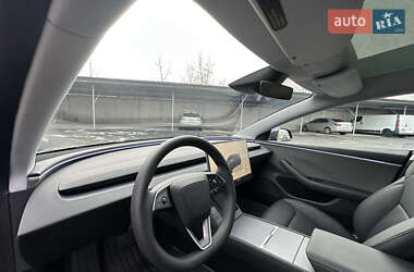 Седан Tesla Model 3 2024 в Днепре