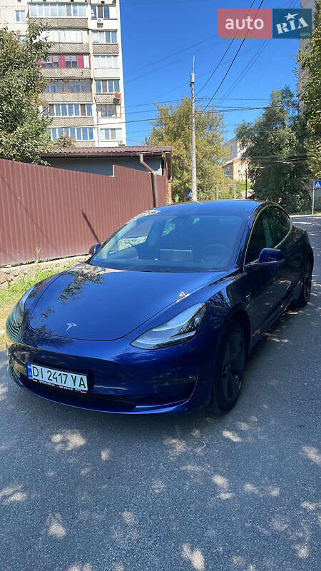 Седан Tesla Model 3 2019 в Києві