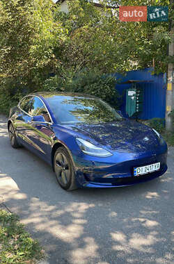 Седан Tesla Model 3 2019 в Києві