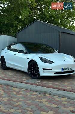 Tesla Model 3  2018