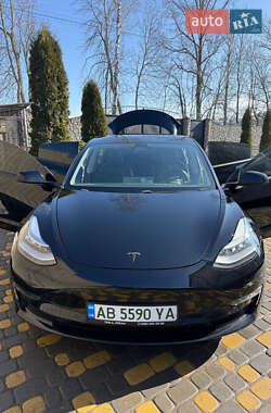 Tesla Model 3  2020
