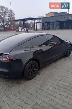 Седан Tesla Model 3 2018 в Нововолынске
