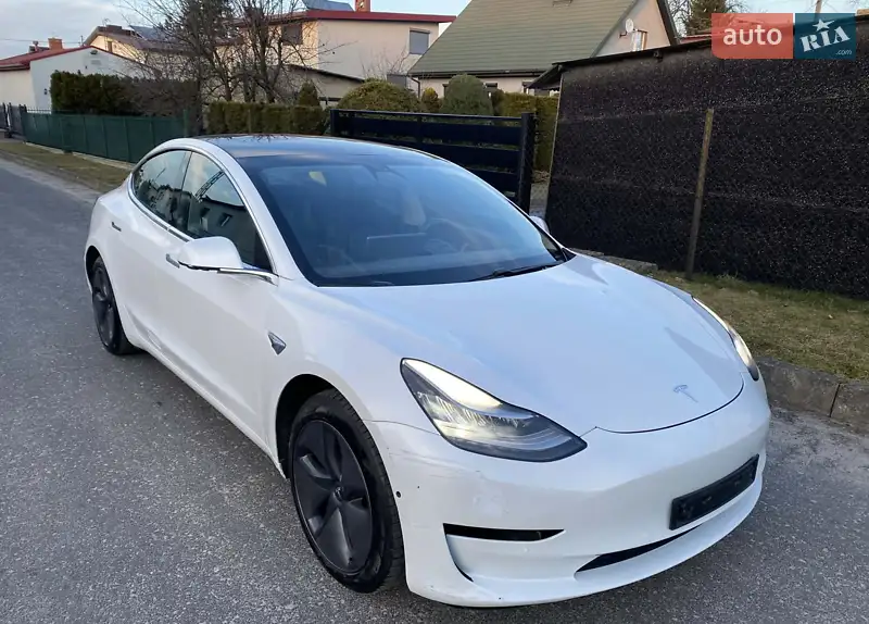 Tesla Model 3 2018