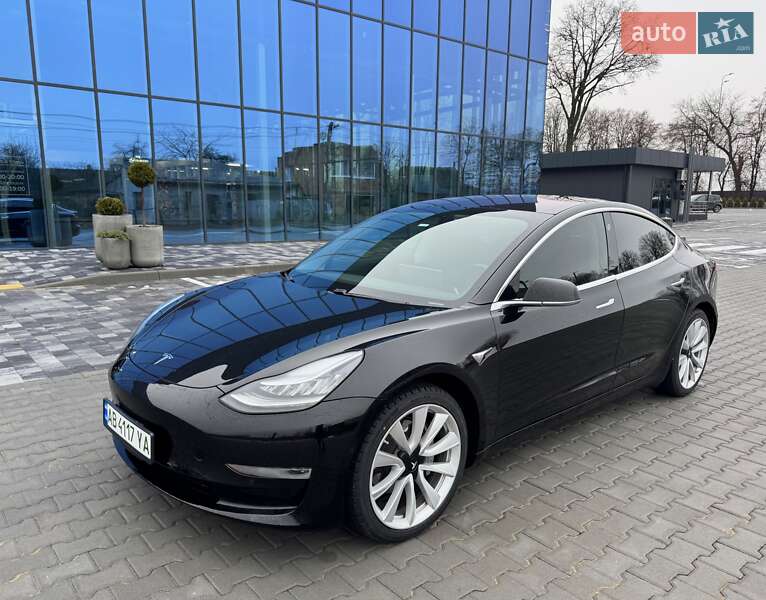 Седан Tesla Model 3 2019 в Виннице