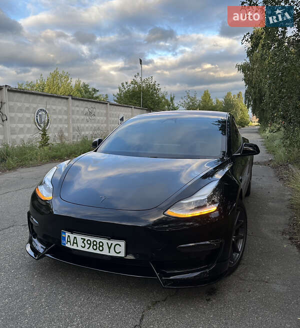 Седан Tesla Model 3 2019 в Киеве фото 2 Седан Tesla Model 3 2019 в Киеве
