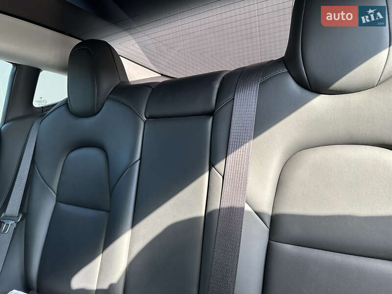 Седан Tesla Model 3 2019 в Киеве фото 9 Седан Tesla Model 3 2019 в Киеве