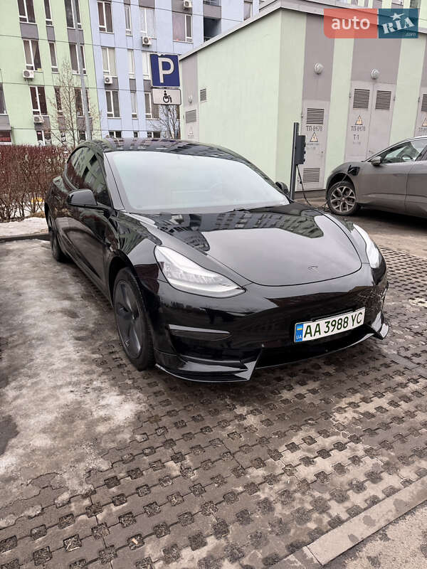 Седан Tesla Model 3 2019 в Киеве фото 16 Седан Tesla Model 3 2019 в Киеве