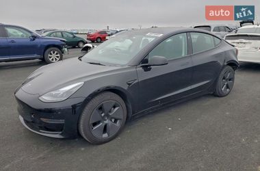 Tesla Model 3  2023