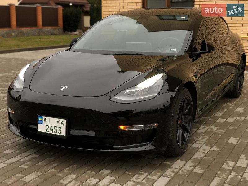 Седан Tesla Model 3 2022 в Белой Церкви
