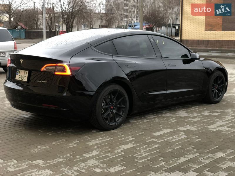 Седан Tesla Model 3 2022 в Белой Церкви