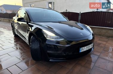 Tesla Model 3 2019