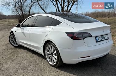 Седан Tesla Model 3 2019 в Івано-Франківську
