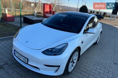 Tesla Model 3  2023