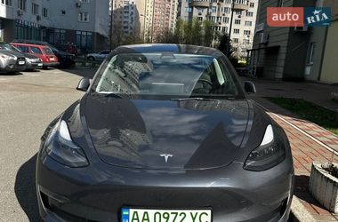 Tesla Model 3  2023