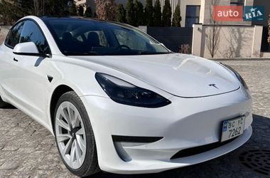 Tesla Model 3 2020