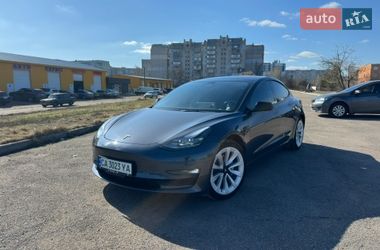 Tesla Model 3  2023