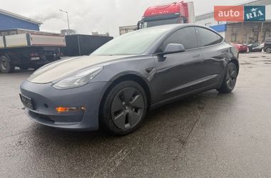 Tesla Model 3  2022