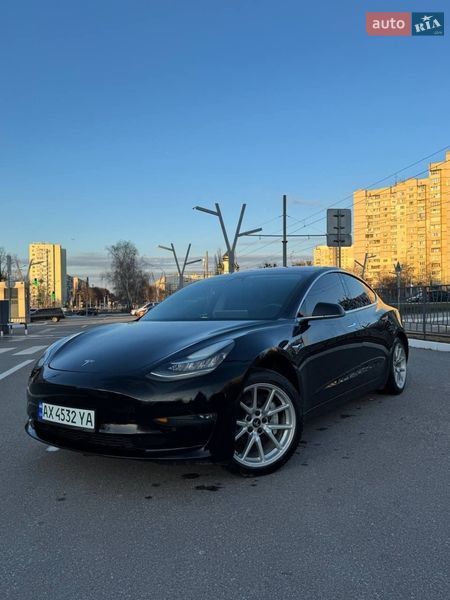 Tesla Model 3 2018