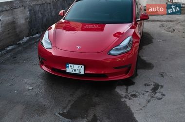 Tesla Model 3  2021