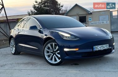 Tesla Model 3 2018