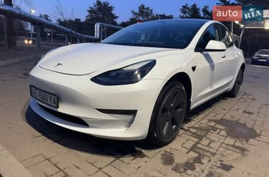 Tesla Model 3  2023