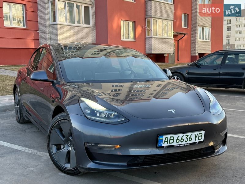 Tesla Model 3 2021