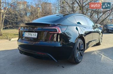 Tesla Model 3  2024