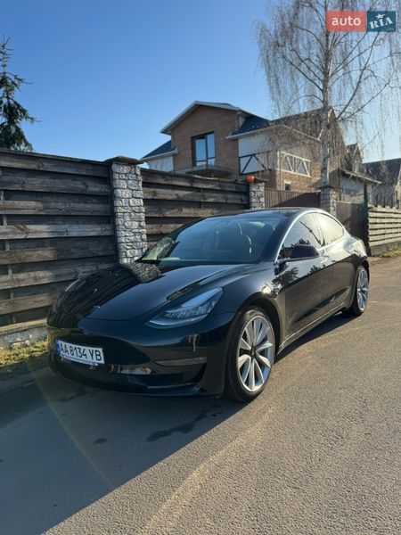 Tesla Model 3 2020