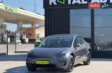 Tesla Model 3  2023