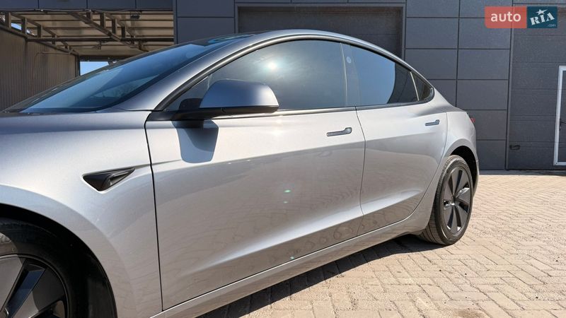 Седан Tesla Model 3 2024 в Ковелі