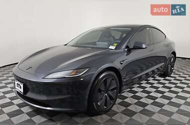 Tesla Model 3  2025