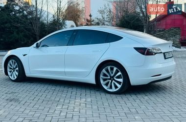 Tesla Model 3  2018