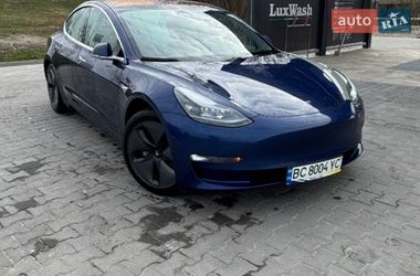 Tesla Model 3 2019