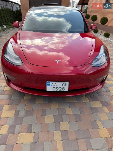 Седан Tesla Model 3 2021 в Білій Церкві
