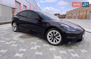Tesla Model 3 2022