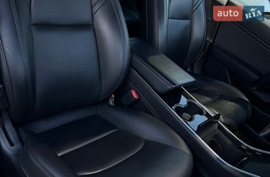 Седан Tesla Model 3 2019 в Львові