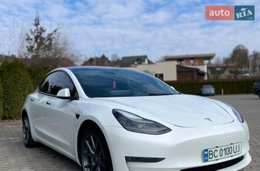 Седан Tesla Model 3 2022 в Львові
