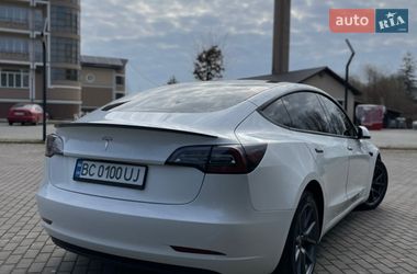 Седан Tesla Model 3 2022 в Львові