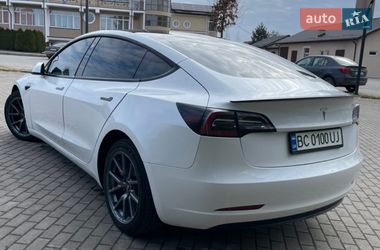 Седан Tesla Model 3 2022 в Львові