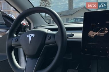 Седан Tesla Model 3 2022 в Львові